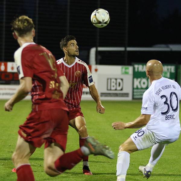 Regionalliga West: SSVg Velbert 02 - SC Fortuna Koeln *** NUR FUeR REDAKTIONELLE ZWECKE *** EDITORIAL USE ONLY ***Fussball Regionalliga West 5.Spieltag Freitag 25.08.2023 SSVg Velbert 02 - SC Fortuna Koeln Ort: IMS Arena Velbert Danny Breitfelder (Fortuna Koeln) und Vedran Beric (SSVg) Deutschland Velbert Copyright: StefanxRittershaus *** Regionalliga West SSVg Velbert 02 SC Fortuna Koeln EDITORIAL USE ONLY p Football Regionalliga West 5 Matchday Friday 25 08 2023 SSVg Velbert 02 SC Fortuna Koeln Location IMS Arena Velbert Danny Breitfelder Fortuna Koeln and Vedran Beric SSVg Germany Velbert Copyright StefanxRittershaus Copyright: StefanxRittershaus doc7roazi7oa5iorxe09co ,EDITORIAL USE ONLY