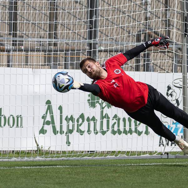 Ben Alexander Voll Torwart, Viktoria Koeln, 1. GER, SpVgg Unterhaching gegen Viktoria Koeln, Fussball, 3. Bundesliga, 4. Spieltag, Saison 2023/2024, 26.08.2023. DFL DFB REGULATIONS PROHIBIT ANY USE OF PHOTOGRAPHS as IMAGE SEQUENCES and or QUASI-VIDEO. GER, SpVgg Unterhaching gegen Viktoria Koeln, Fussball, 3. Bundesliga, 4. Spieltag, Saison 2023/2024, 26.08.2023. Unterhaching *** Ben Alexander Voll Goalkeeper, Viktoria Koeln, 1 GER, SpVgg Unterhaching vs Viktoria Koeln, Football, 3 Bundesliga, 4 Matchday, Season 2023 2024, 26 08 2023 DFL DFB REGULATES PROHIBIT ANY USE OF PHOTOGRAPHS as IMAGE SEQUENCES and or QUASI VIDEO GER, SpVgg Unterhaching vs Viktoria Koeln, Football, 3 Bundesliga, 4 Matchday, Season 2023 2024, 26 08 2023 Unterhaching Copyright: xEibner-Pressefoto/HeikexFeinerx EP_HFR