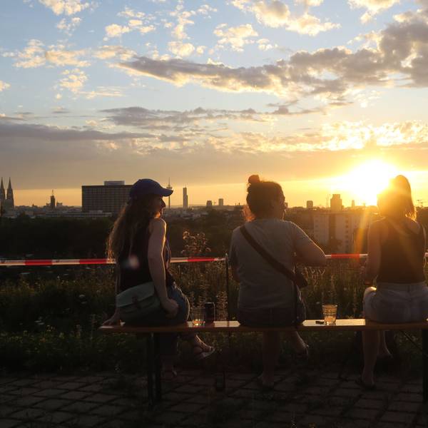 Ein Sonnenuntergang vom Kalkberg in Köln aufgenommen.