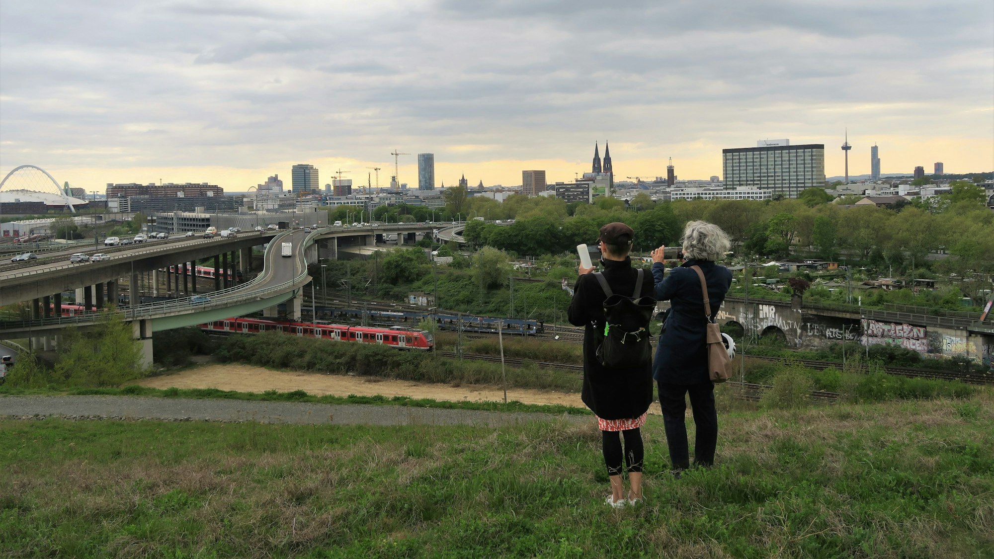 Blick vom Kalkberg bzw auf den Kalkberg.