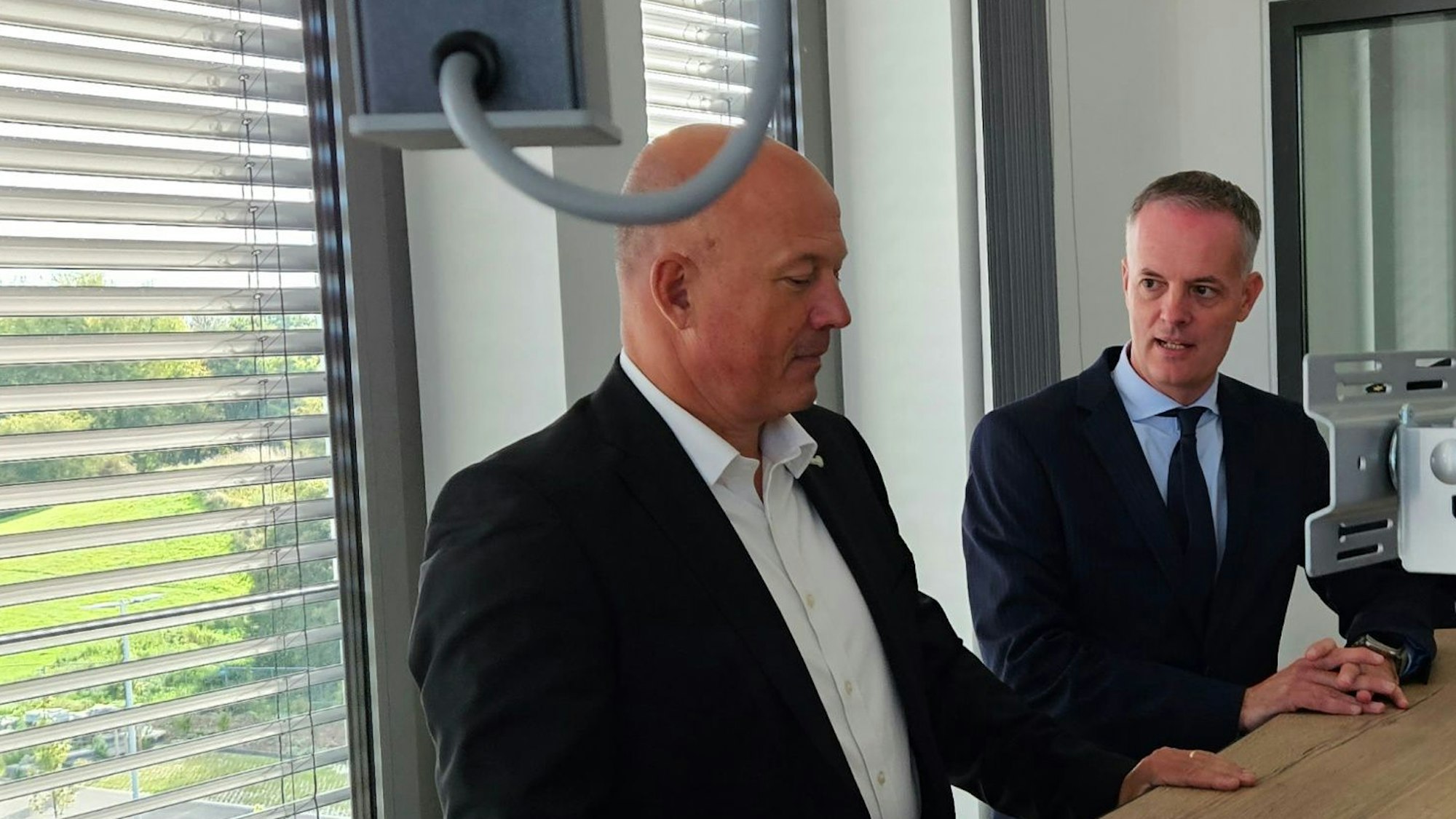 Landrat Frank Rock und Kreisdirektor Michael Vogel.