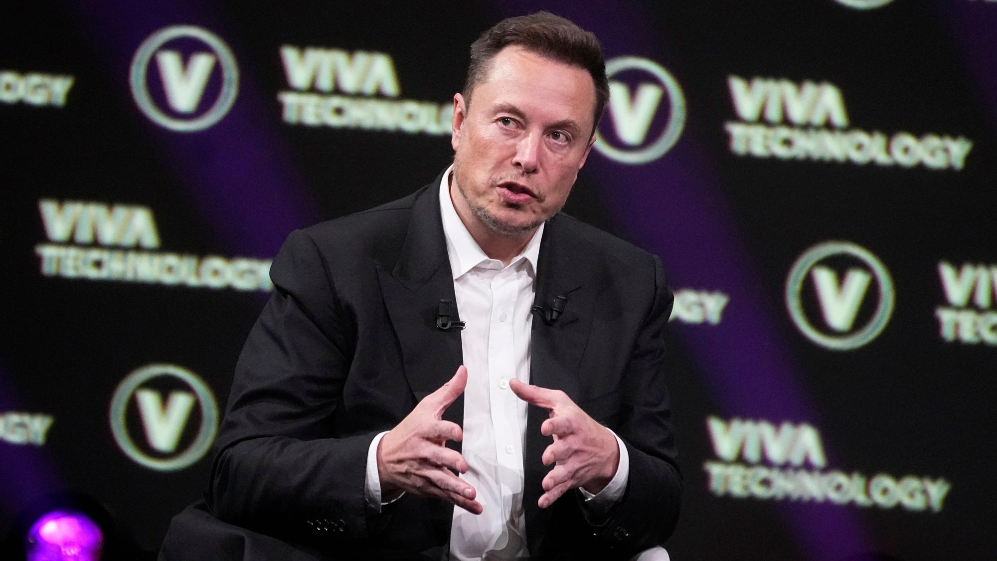 Tech-Milliardär und Twitter-Besetzer Elon Musk hat angekündigt, dass das Netzwerk, dass er in X umbenannte, eine Gebühr für die Nutzung testet.