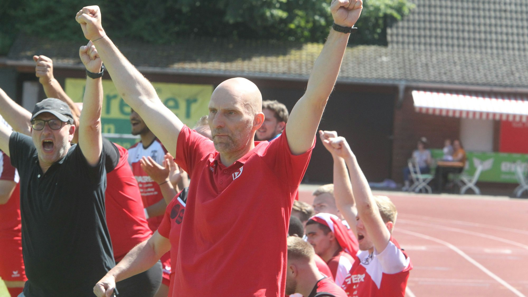 Sascha Glatzel ist der neue Mann an der Seitenlinie beim Bonner SC, mit dem er wieder jubeln will.