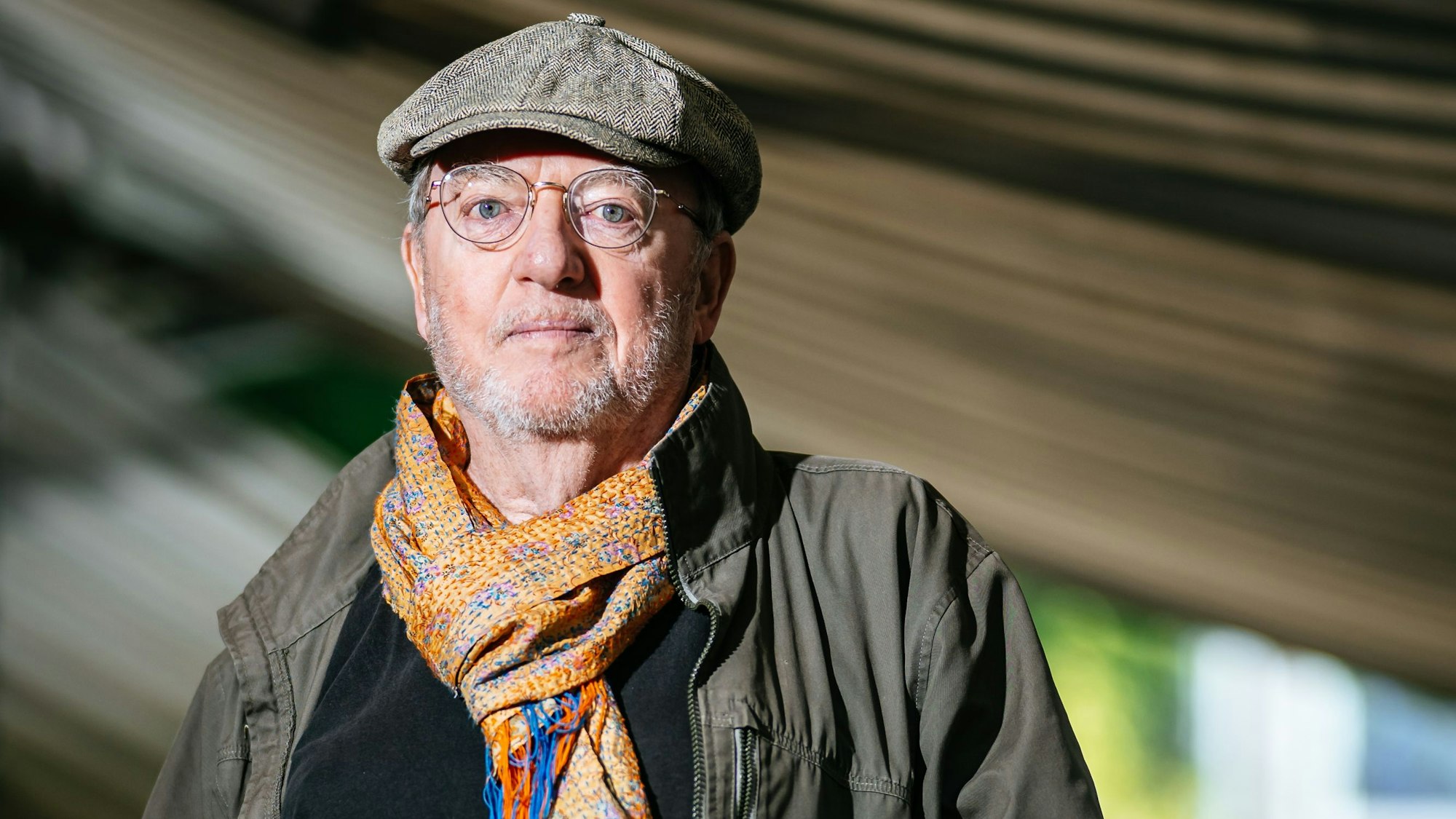 Edgar Franzmann guckt in die Kamera