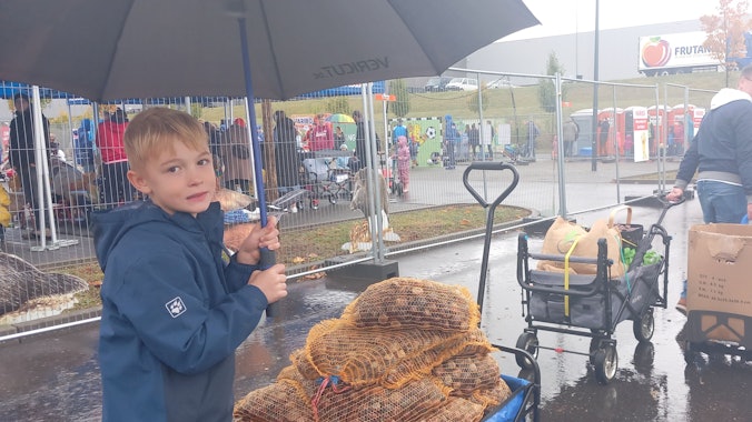 Niko aus Frechen mit Vater Torsten Schröder