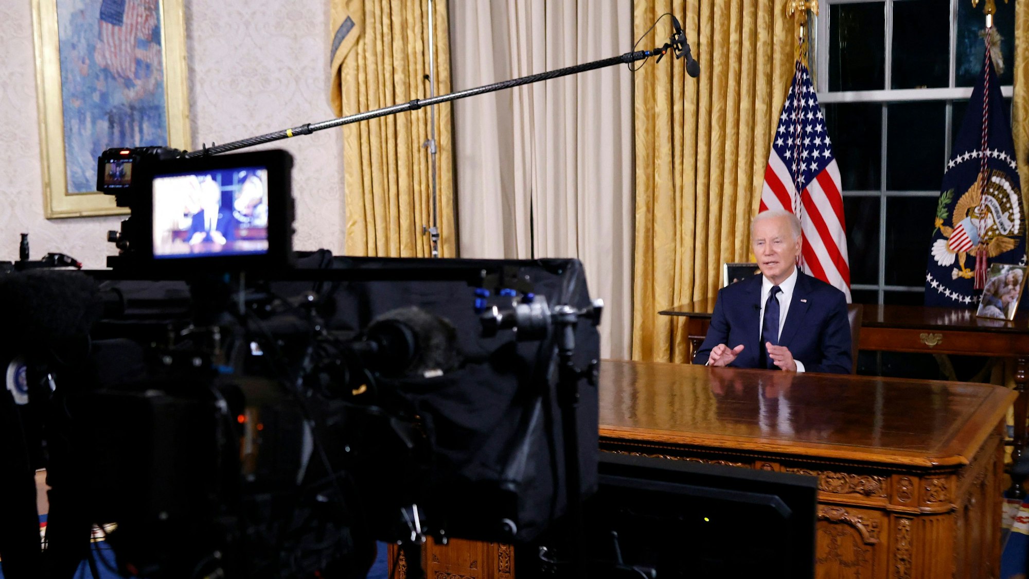 Präsident Joe Biden hielt eine seltene Rede im Oval Office