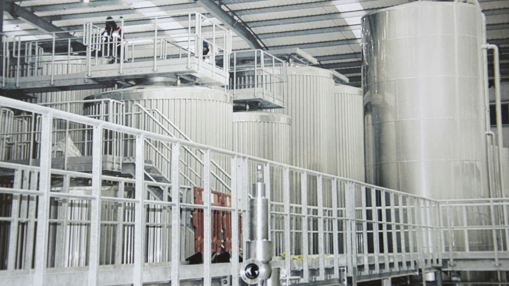 Mit einem neuen vereinfachten Regelwerk für den Stahlbau sollen künftig Werkhallen aus Stahlkonstruktionen.