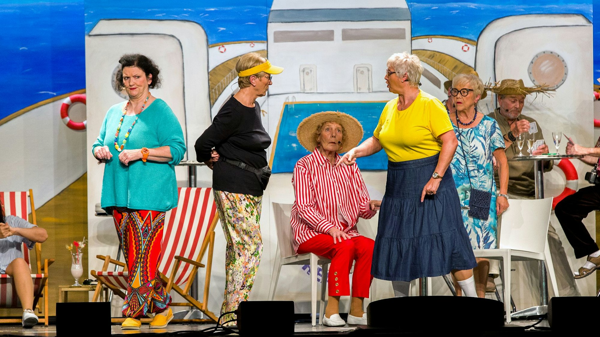 Theateraufführung „Mem Müllemer Böötche üvver et Mittelmeer“ des Spielkreis Fritz Monreal im Kletteberger Brunosaal.