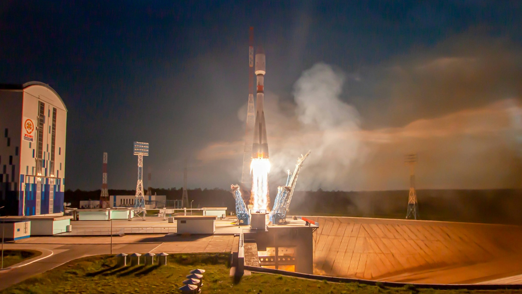 Der ehemalige Chef der russischen Weltraumbehörde soll geplant haben, die Ukraine mit einer Sojus-Rakete anzugreifen. Wladimir Putin ist einem Bericht zufolge über den Plan informiert worden. (Archivbild)