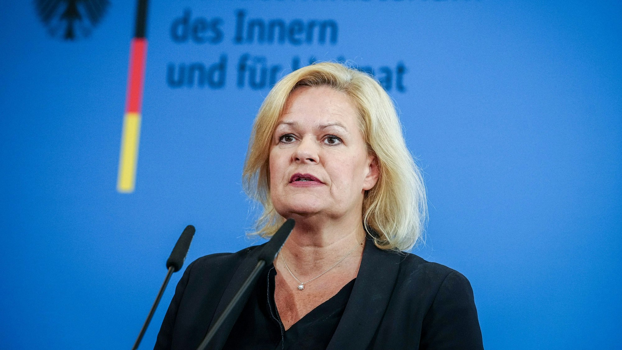 Nancy Faeser (SPD), Bundesministerin für Inneres und Heimat, stellt in einer Pressekonferenz den Entwurf des so genannten Rückführungsverbesserungsgesetzes vor.