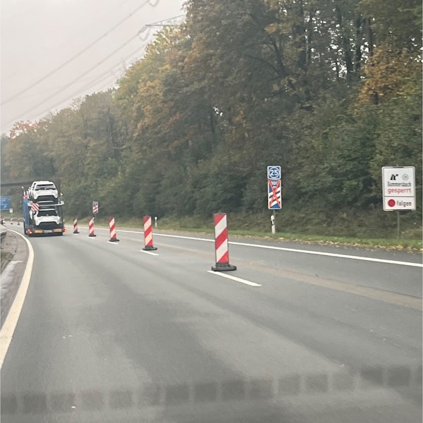 Die gesperrte Autobahnabfahrt Gummersbach.