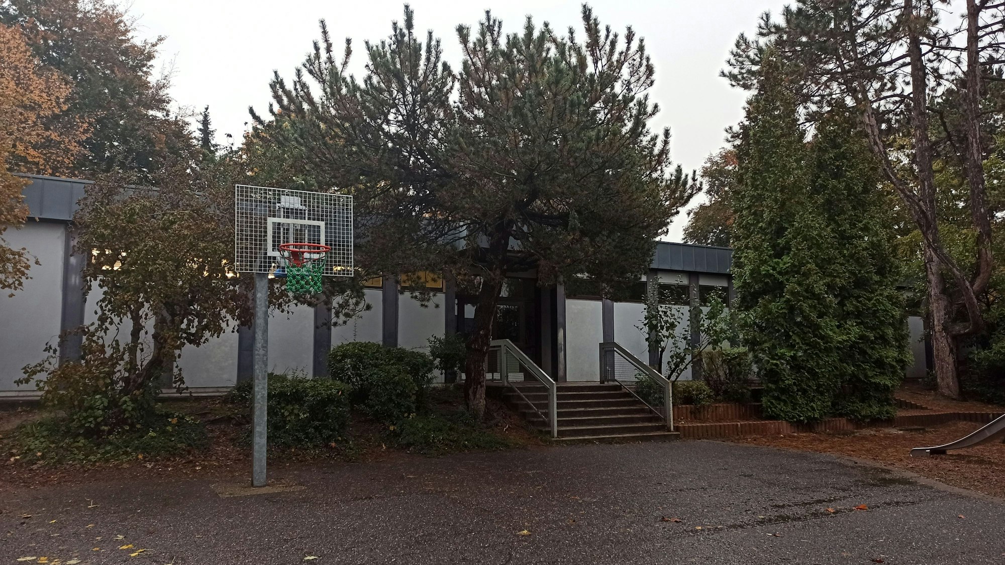 Das OGS-Gebäude an der Sechtemer Wendelinus-Grundschule ist abgängig und soll einem Neubau weichen.