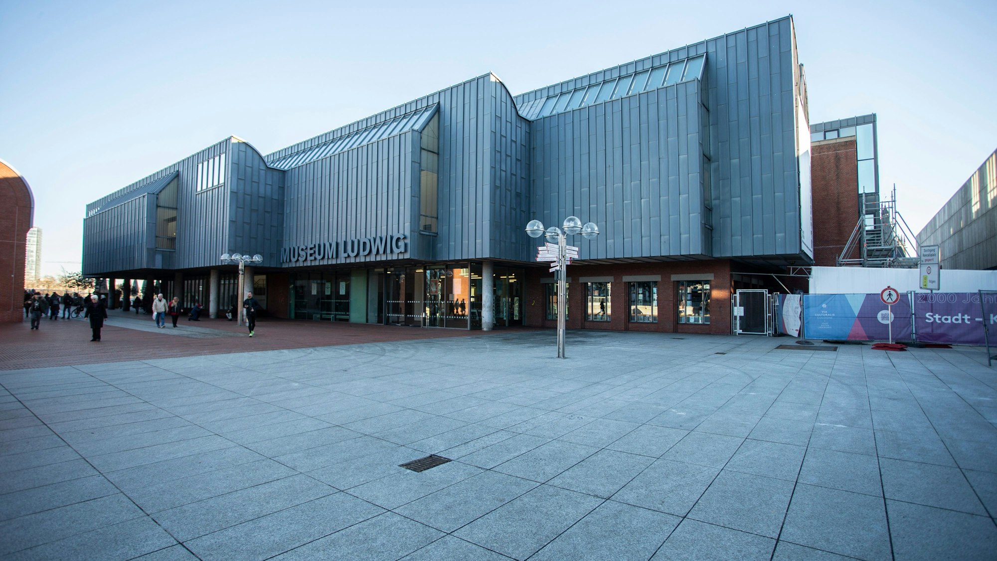 NRW
Museum Ludwig Außenansicht