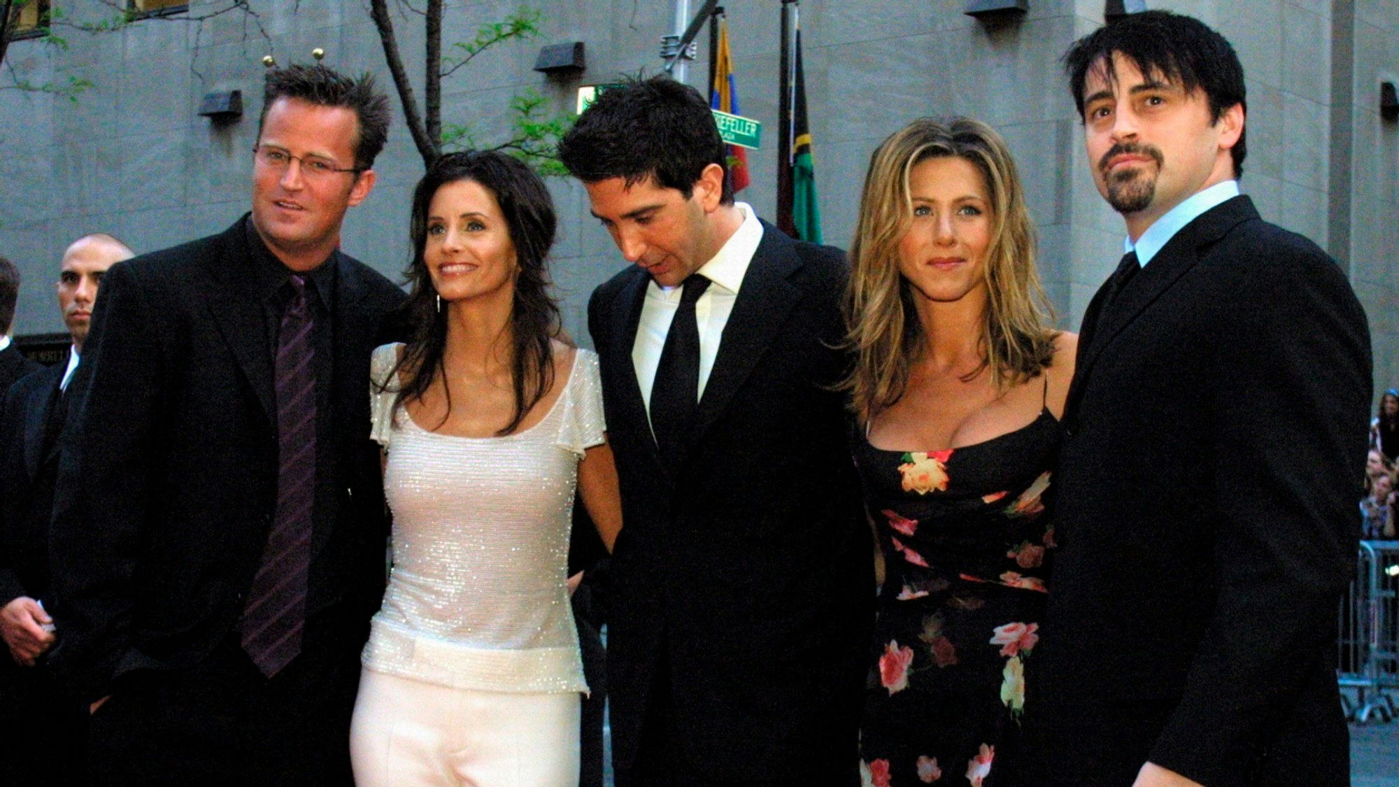 Matthew Perry (l-r), Courteney Cox Arquettte, David Schwimmer, Jennifer Aniston und Matt LeBlanc.