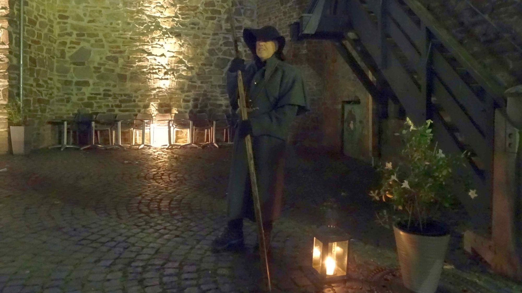 Am Wasemer Turm: Eine Stadtführung mit Nachtwächter Jürgen Herling.
