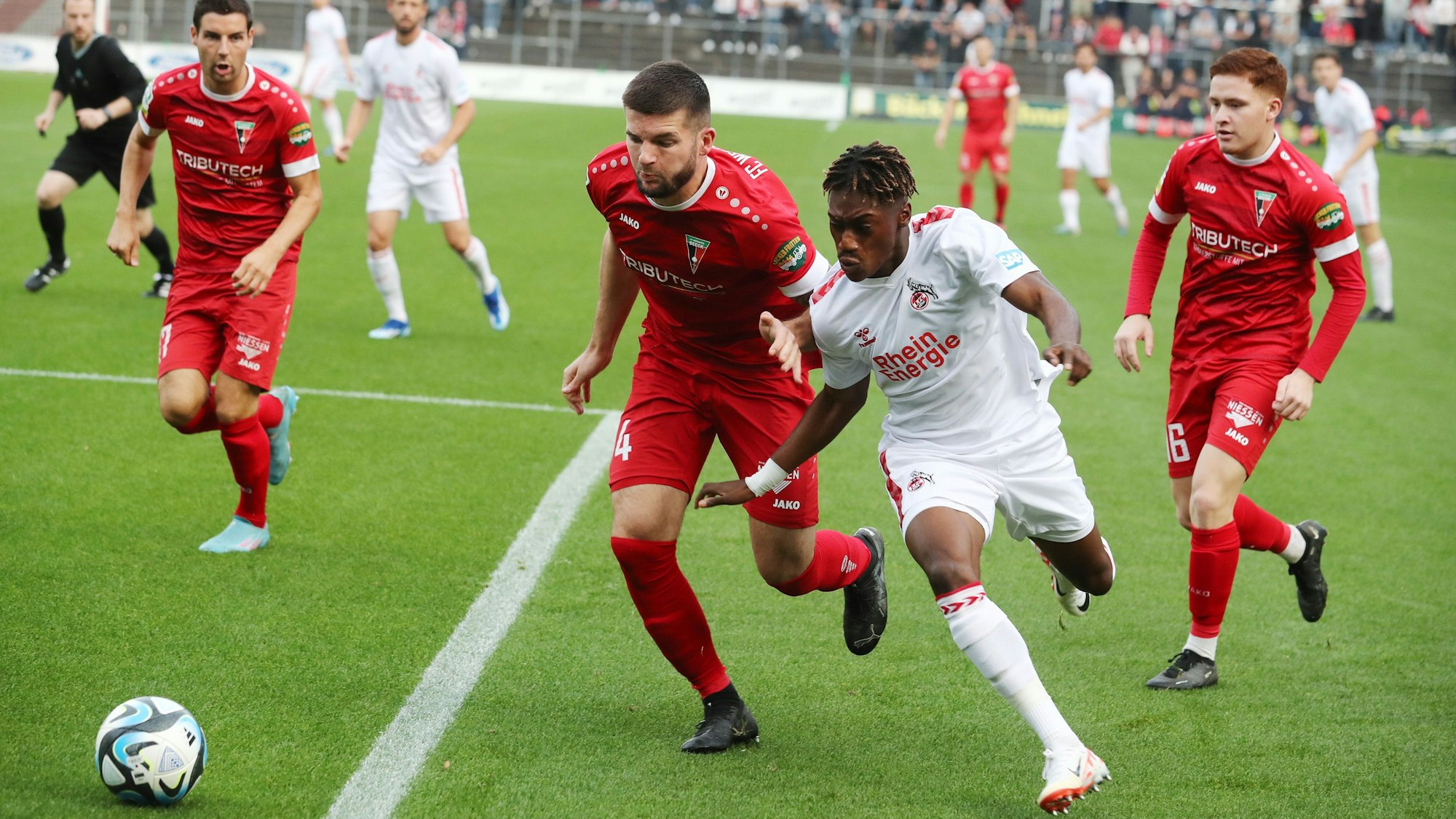 1. FC Köln Amateure (U21) vs. FC Wegberg-Beeck, Regionalliga West, Saison 2023/24, Mitte: Justin Diehl (1. FC Köln), 07.10.2023, Bild: Herbert Bucco
