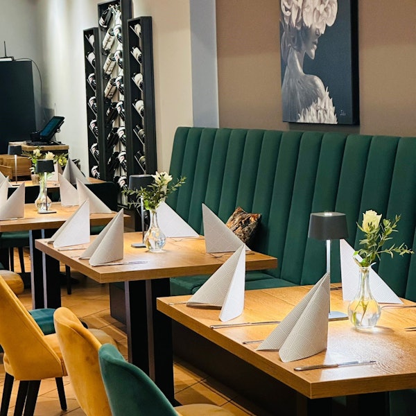 Modern und noch einladender ist der Brühler Hof seit der Umgestaltung.