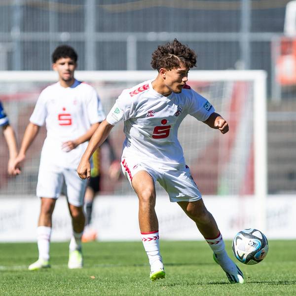A-Junioren-Bundesliga West: 1.FC Koeln U19 - Arminia Bielefeld U19, 24.09.2023 Justin Von der Hitz 1.FC Koeln U19, 11 A-Junioren-Bundesliga West: 1.FC Koeln U19 - Arminia Bielefeld U19, Koeln, Franz-Kremer-Stadion, 24.09.2023 *** A Junior Bundesliga West 1 FC Koeln U19 Arminia Bielefeld U19 , 24 09 2023 Justin Von der Hitz 1 FC Koeln U19, 11 A Junior Bundesliga West 1 FC Koeln U19 Arminia Bielefeld U19 , Koeln, Franz Kremer Stadion, 24 09 2023 Copyright: xBEAUTIFULxSPORTS/Buriakovx