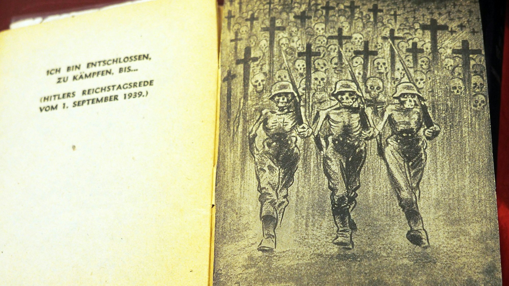 Ein schwarz-weiß-Buch mit Skeletten