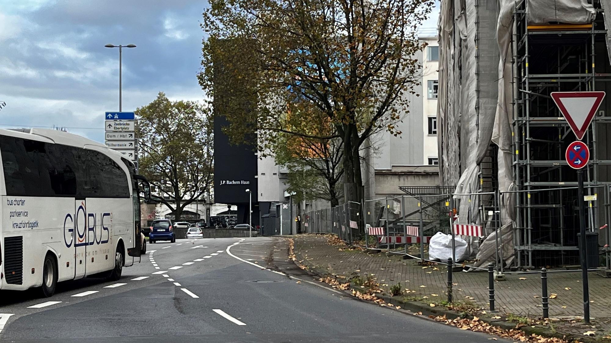 An der Nord-Süd-Fahrt sind Fahrspur und Fußweg nicht länger gesperrt.