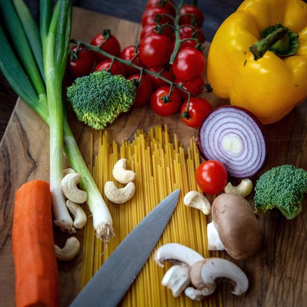 Regelmäßig Gemüse verschiedener Sorten zu essen ist eines der Rezepte für eine gute Ernährung.