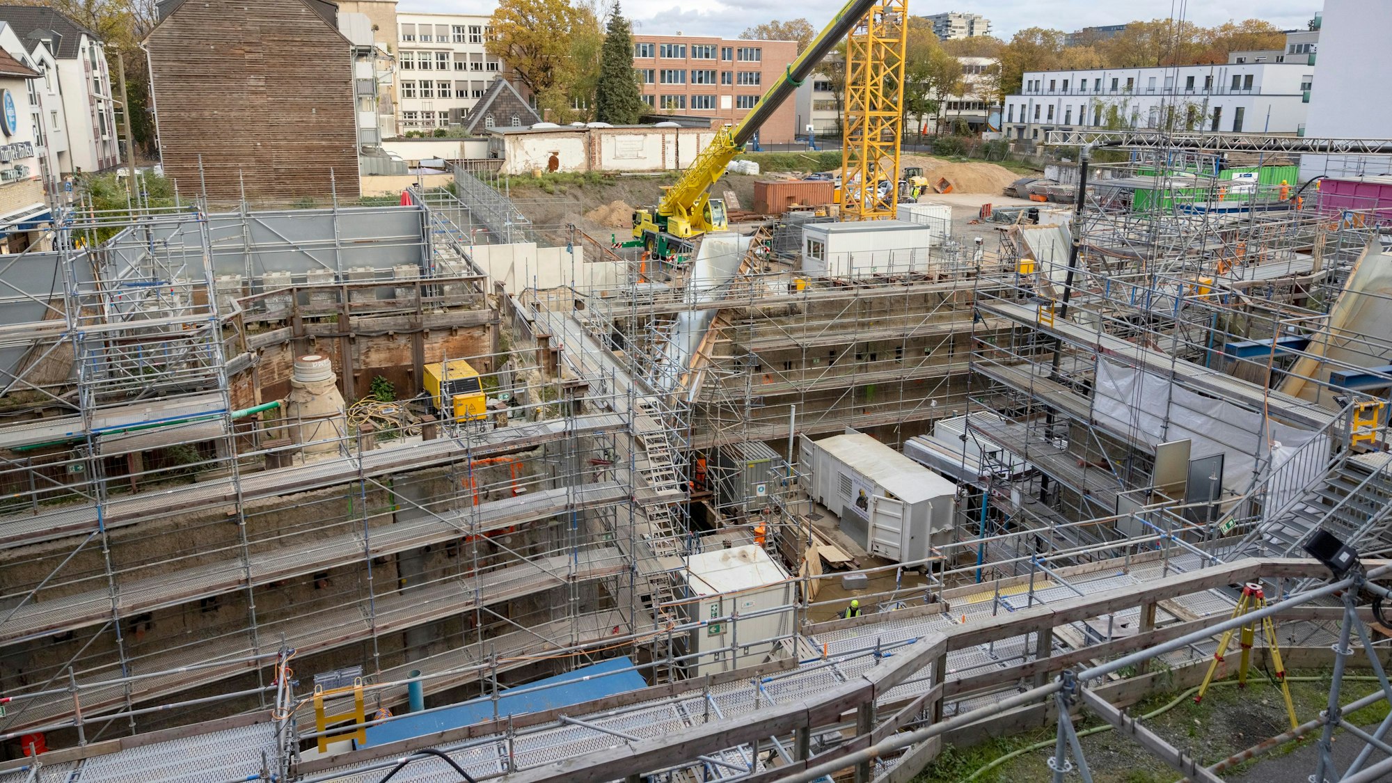 Auf der Baustelle am Waidmarkt wird es kommende Woche unruhig. Massenweise Beton wird eingefüllt.