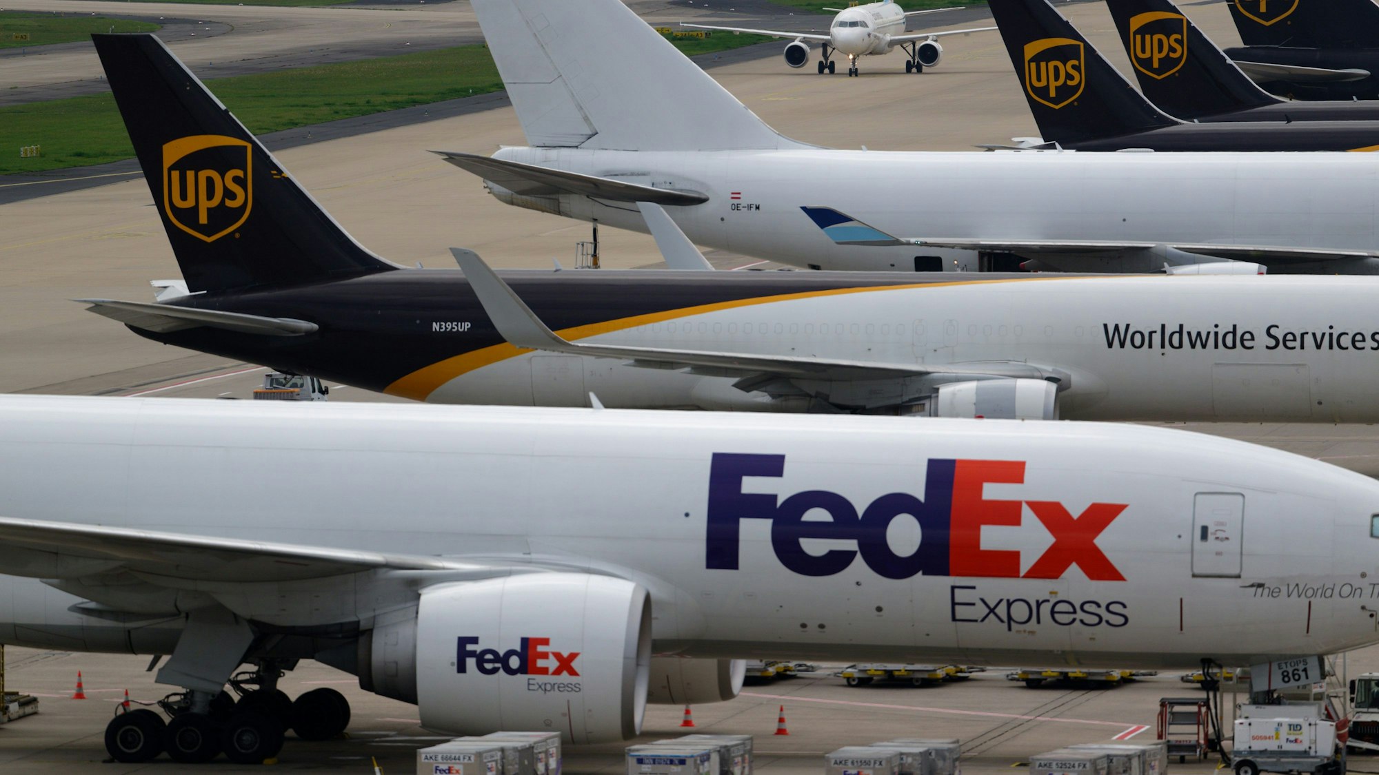 Ende des Jahres ist Schluss für Torsten Schrank in Köln/Bonn. Starkes Standbein des Flughafens ist der Frachtflug.