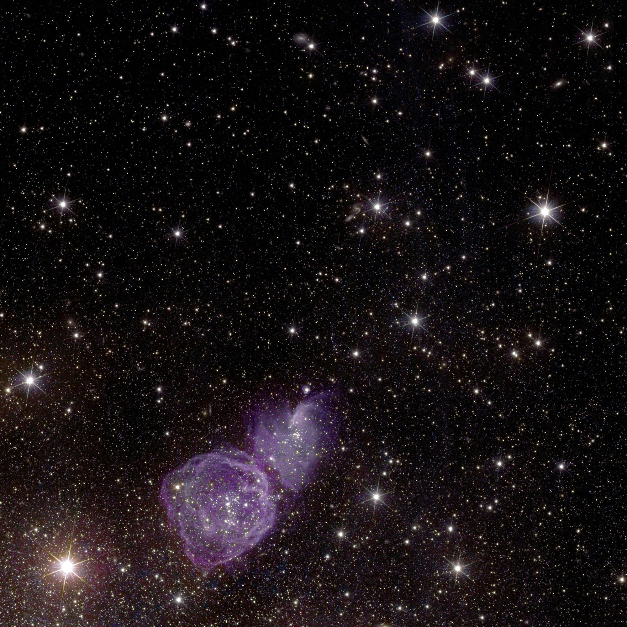 Die irreguläre Zwerggalaxie NGC 6822, aufgenommen während der ESA-Weltraummission „Euclid“.