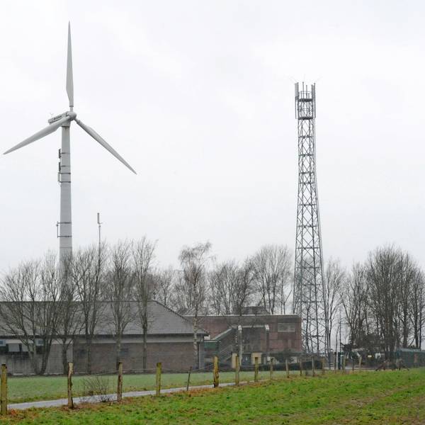 Windrad der Telekom in Witzhelden