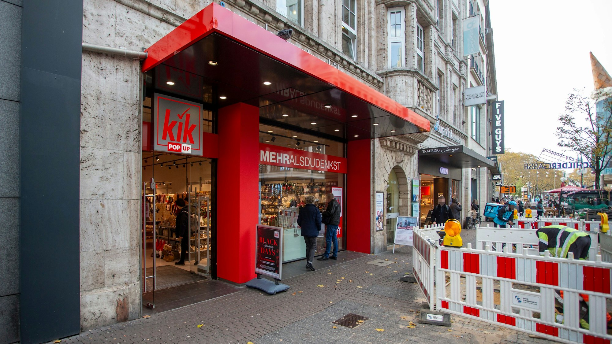 Bis Frühjahr nächsten Jahres ist der Popup-Store in der Schildergasse zunächst angelegt.