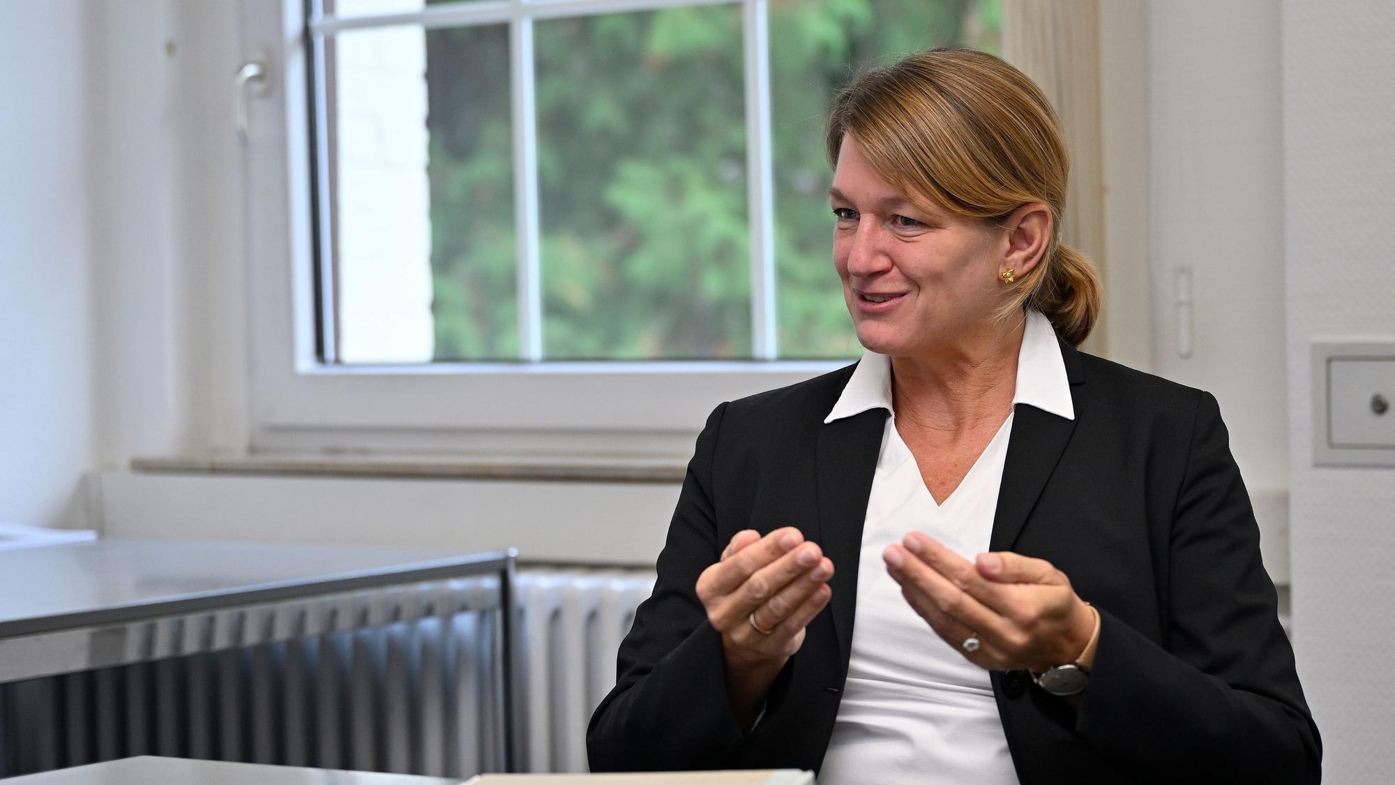Trotz erfolgreicher Tätigkeit verlässt die Technische Beigeordnete Bianca Lorenz (CDU) schon nach anderthalb Jahren die Stadt Rösrath.