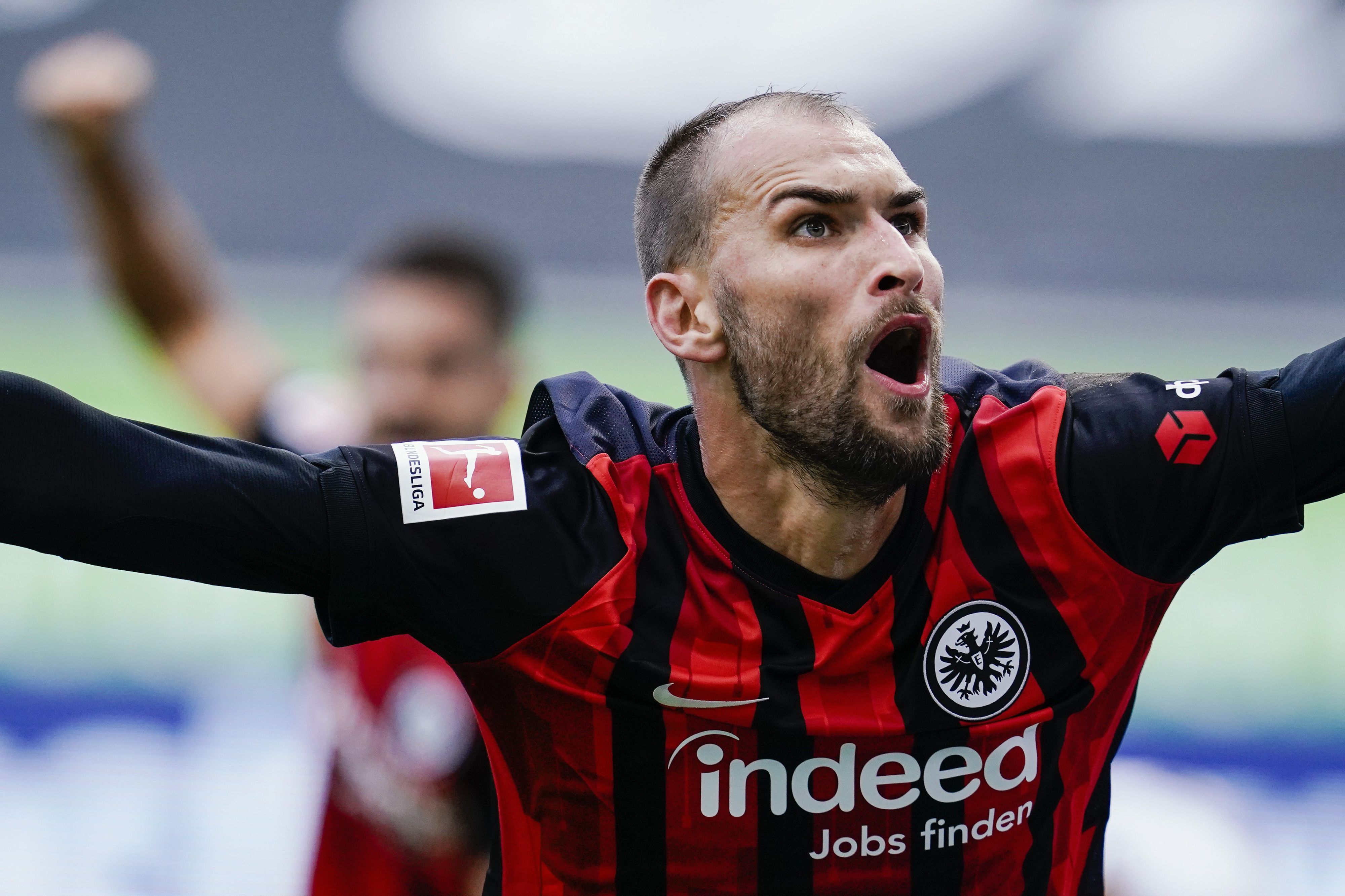 Bas Dost im Jahr 2020, hier noch im Trikot von Eintracht Frankfurt.