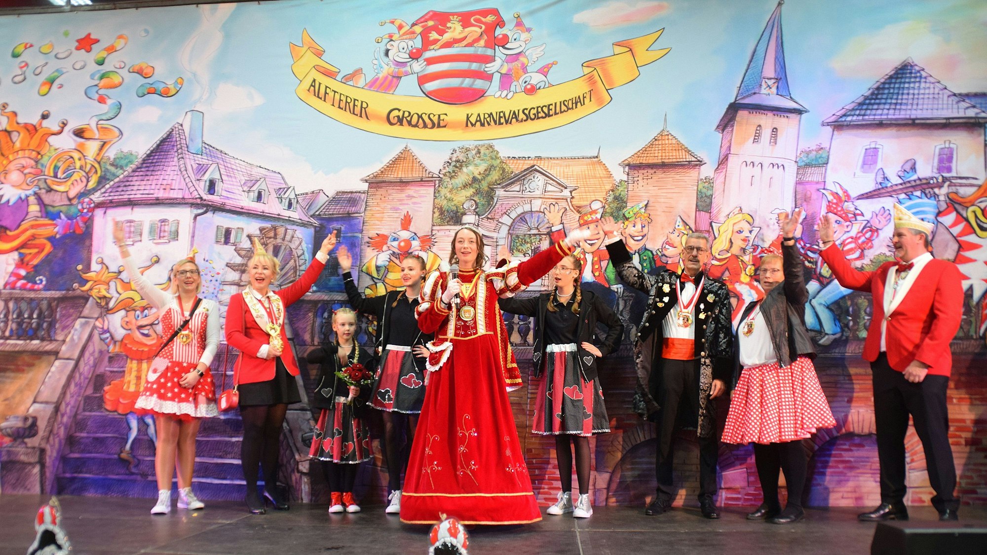 12. November 2023. Alfter- Kinderalfreda Mia I. (Mitte) wurde in der alten Turnhalle in Alfter feierlich proklamiert. Foto: Frank Engel-Strebel