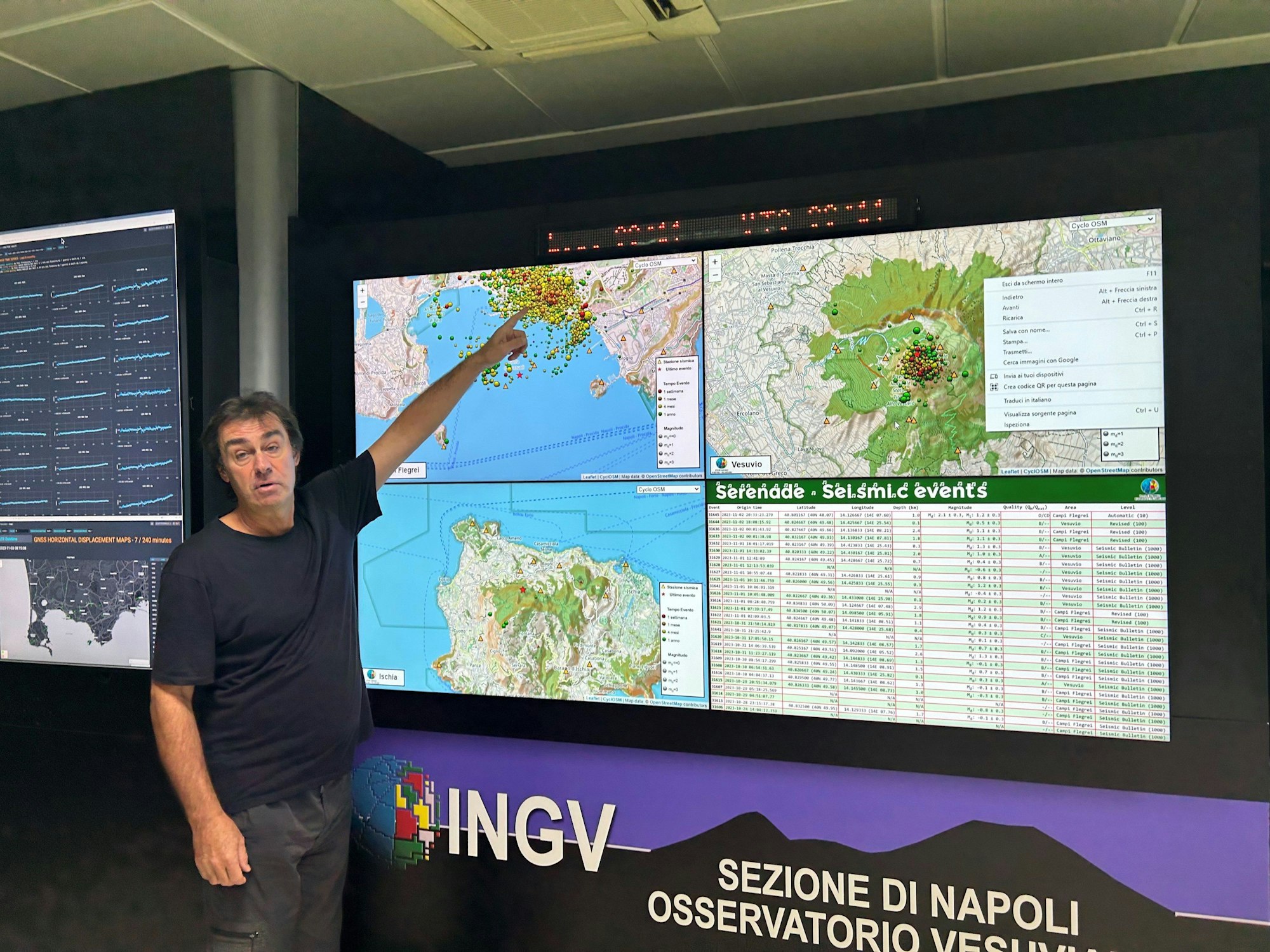 Die Beobachtungszentrale des italienischen Instituts für Geophysik und Vulkanologie (INGV) in Neapel.