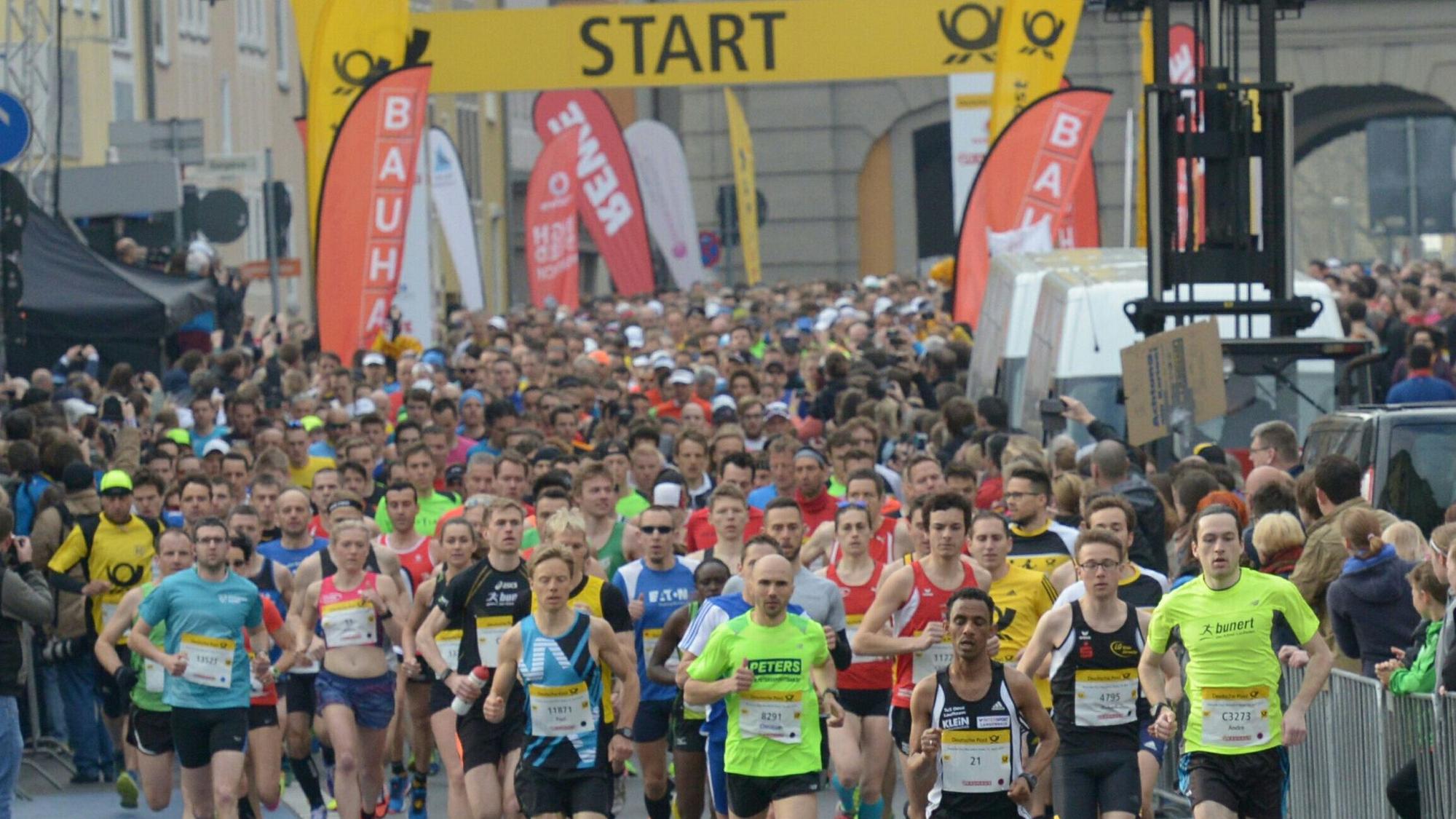 Mit 12 000 Teilnehmern rechnen die Veranstalter des Marathons in Bonn.