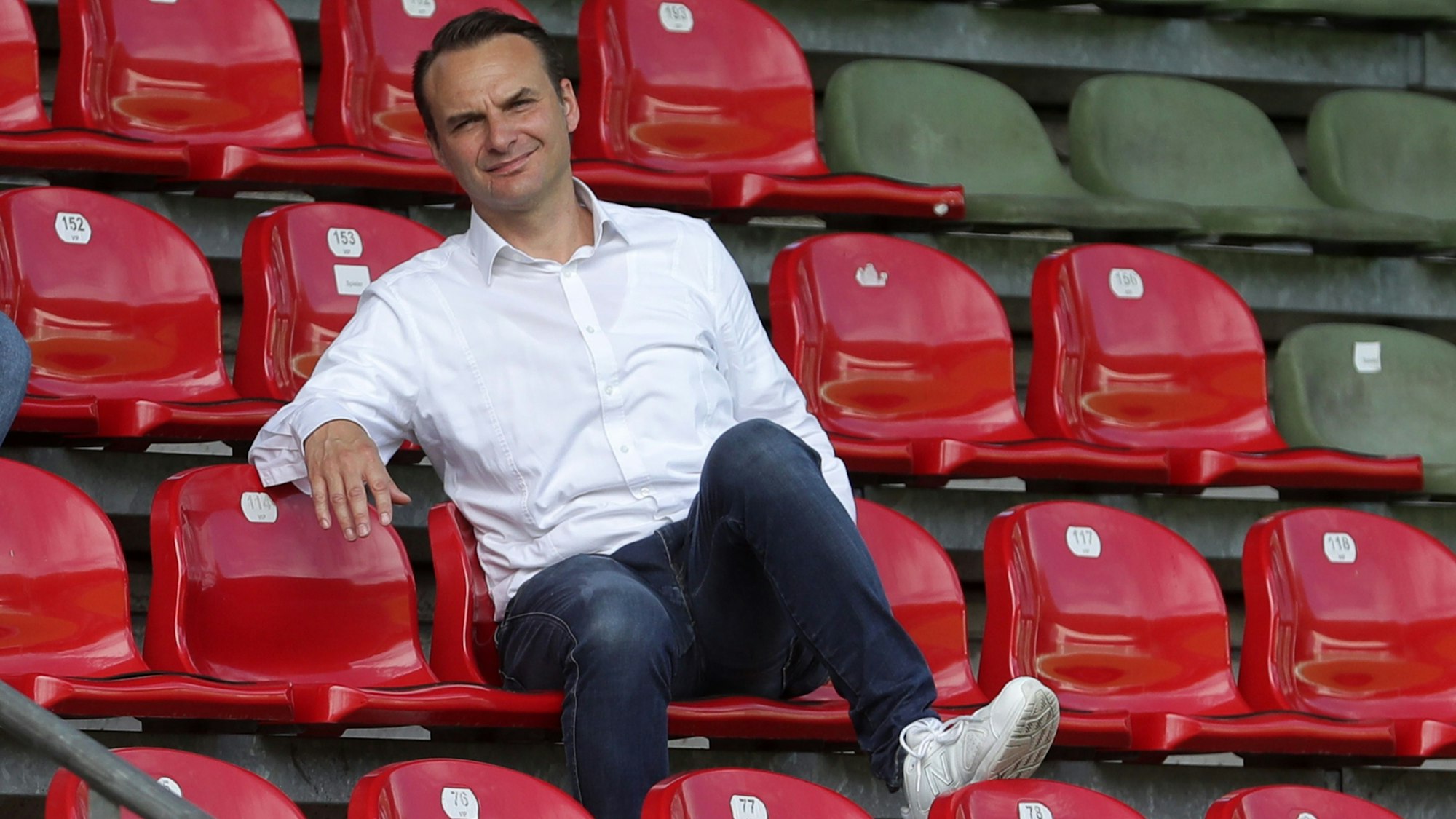 Holger Kirsch; Viktoria Köln;
3.Liga, Porträttermin 2020/2021,
20.08.2020
Herbert Bucco