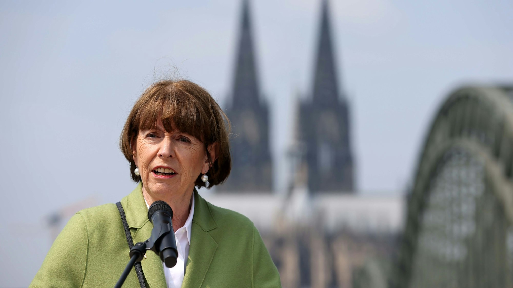 Henriette Reker hat die Verwaltungsreform im Wahlkampf wie eine Fahne vor sich hergetragen.
