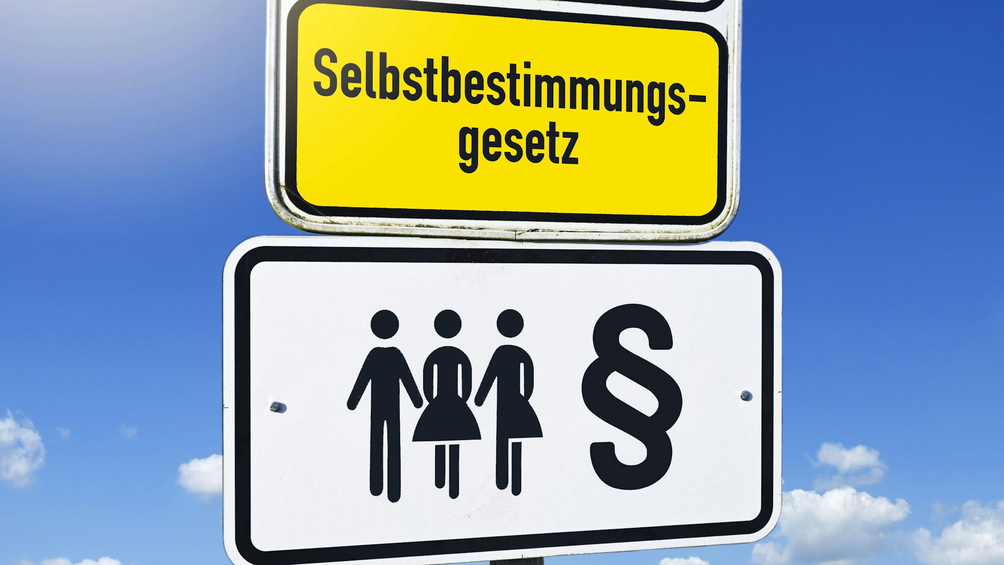 FOTOMONTAGE, Schild Selbstbestimmungsgesetz.