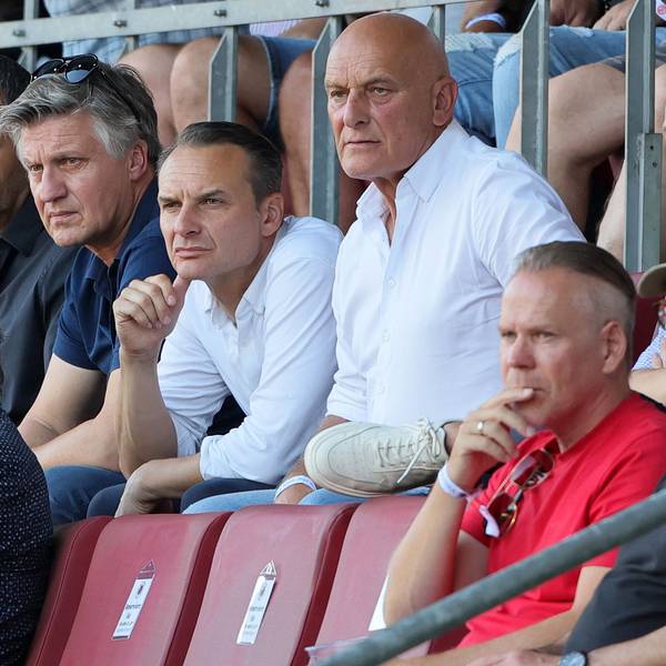 FC Viktoria Köln vs. RW Essen, 3. Liga, oben von rechts: Willy Scheer, Holger Kirsch (Viktoria), 23.08.2023, Bild: Herbert Bucco