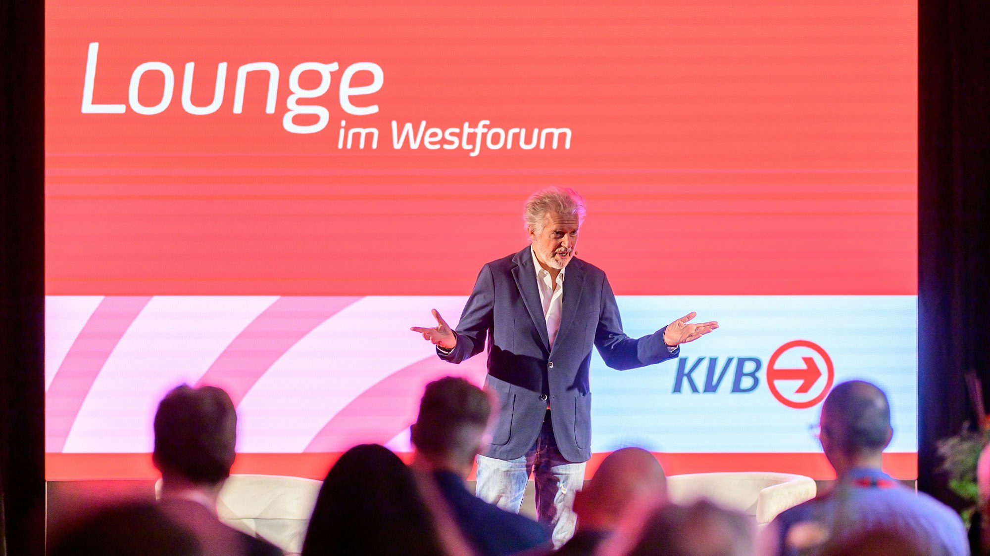 Frank Schaetzing Bei der Hauptverwaltung der KVB