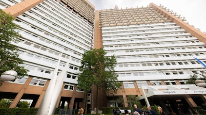 Das marode Justizzentrum wird über Jahre eine Baustelle sein. In wenigen Monaten starten nun die Umzüge ins Interim.