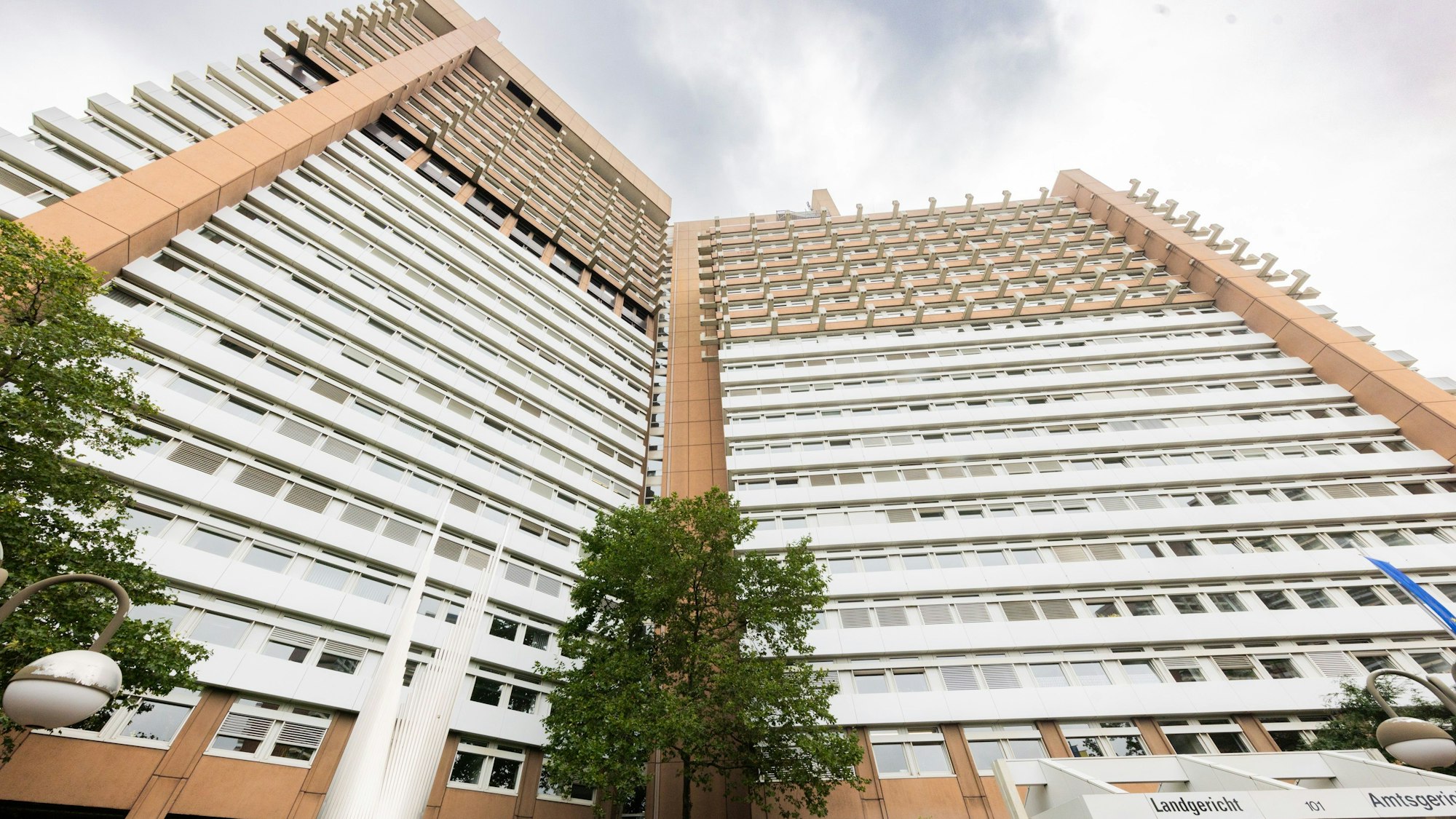 Das marode Justizzentrum wird über Jahre eine Baustelle sein. In wenigen Monaten starten nun die Umzüge ins Interim.