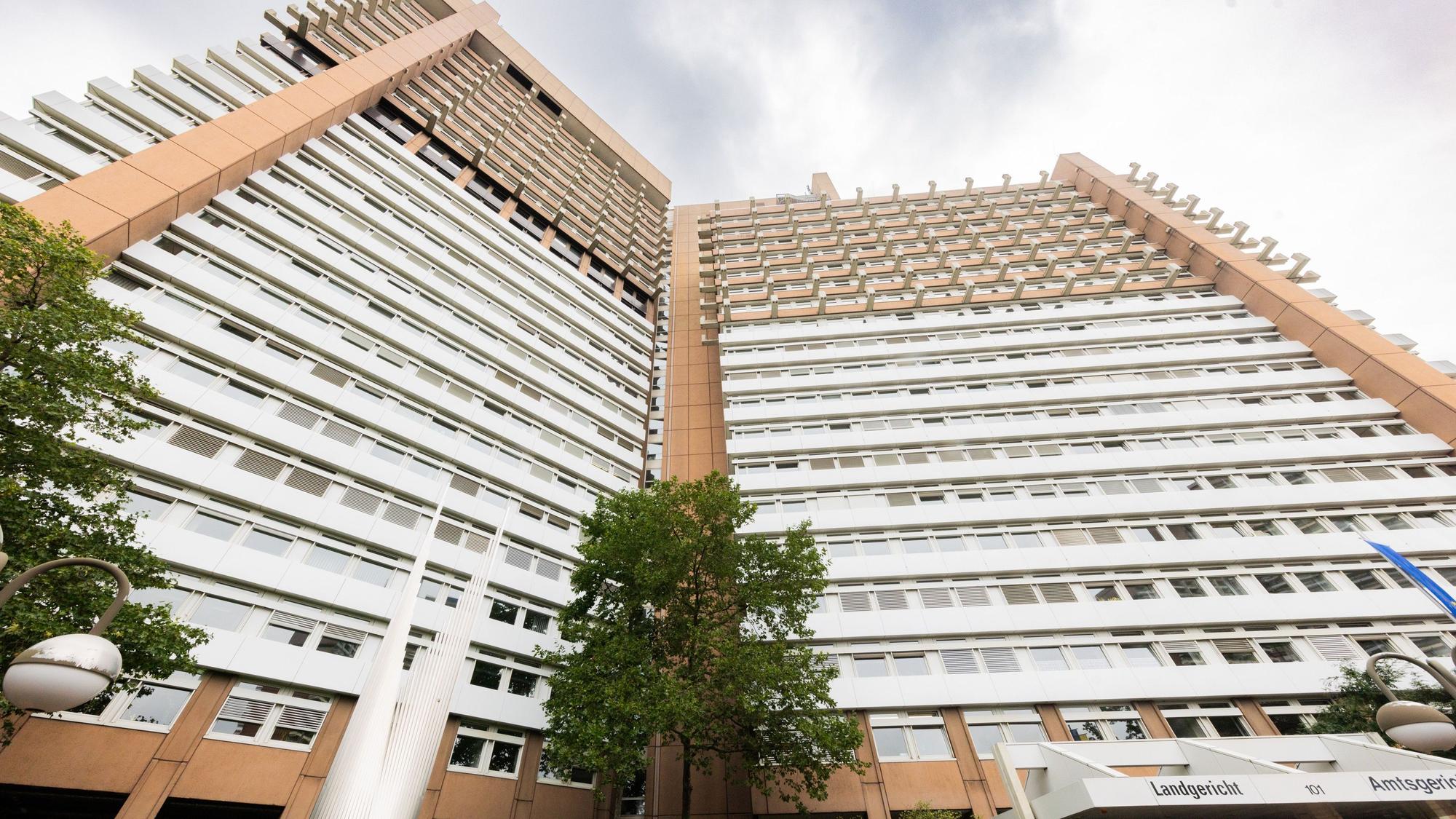 Das 1981 eröffnete Hochhaus für Landgericht und Amtsgericht wird 2034 abgerissen.