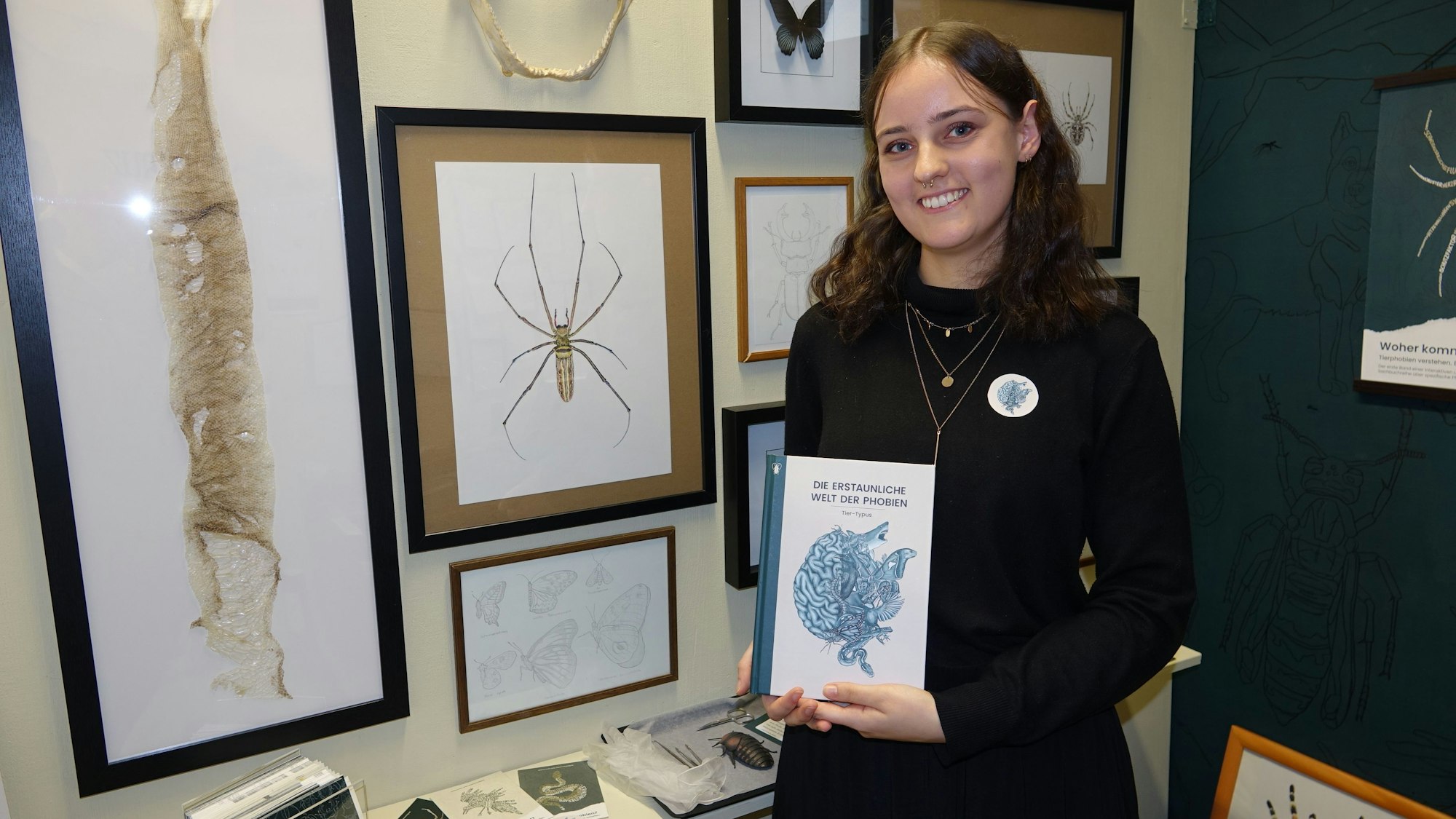 Emely Billig hat ein Sachbuch zu Tierphobien geschrieben und mit großartigen Illustrationen gestaltet.