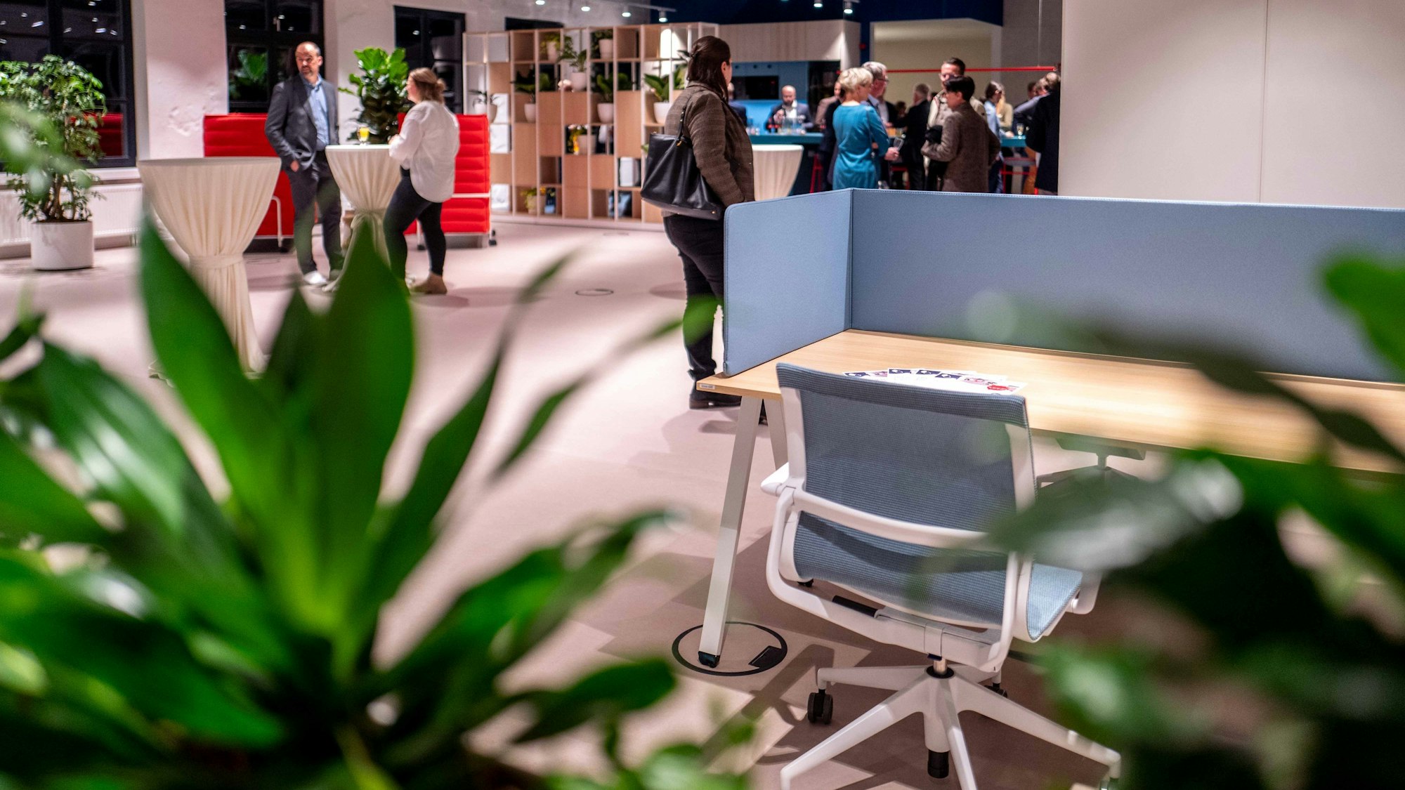 Das Bild zeigt einen Schreibtisch in der Ideenfabrik in der Alten Tuchfabrik.