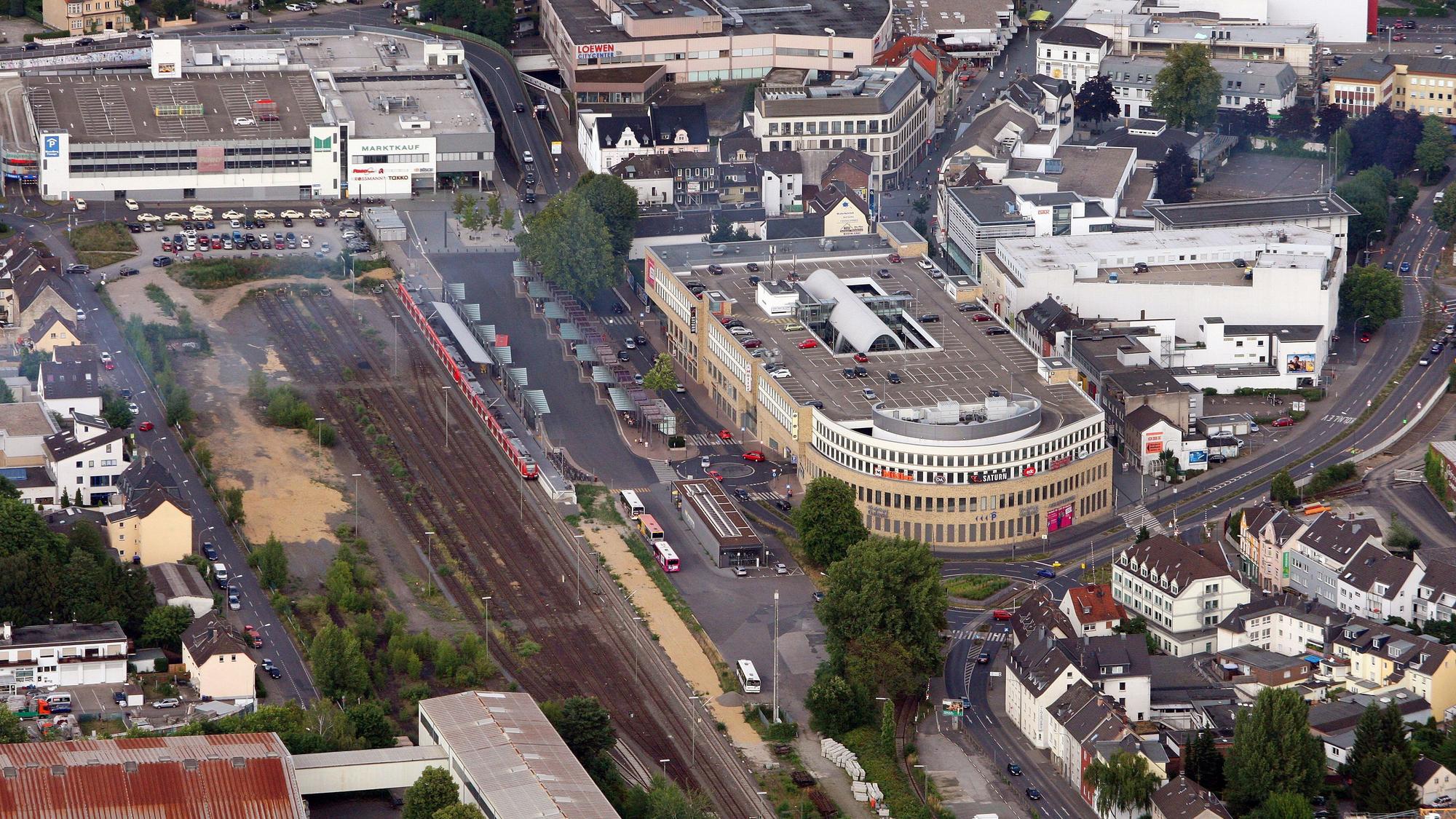 Das Foto zeigt das heutige Bahnhofsgelände