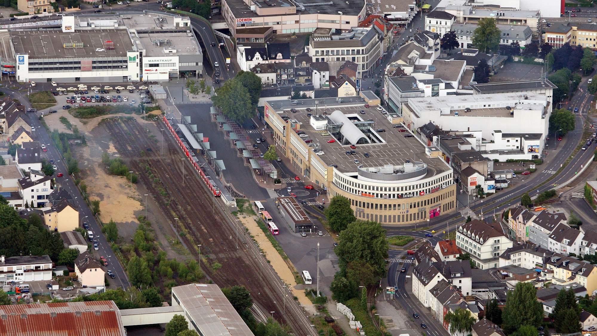 Das Foto zeigt das heutige Bahnhofsgelände
