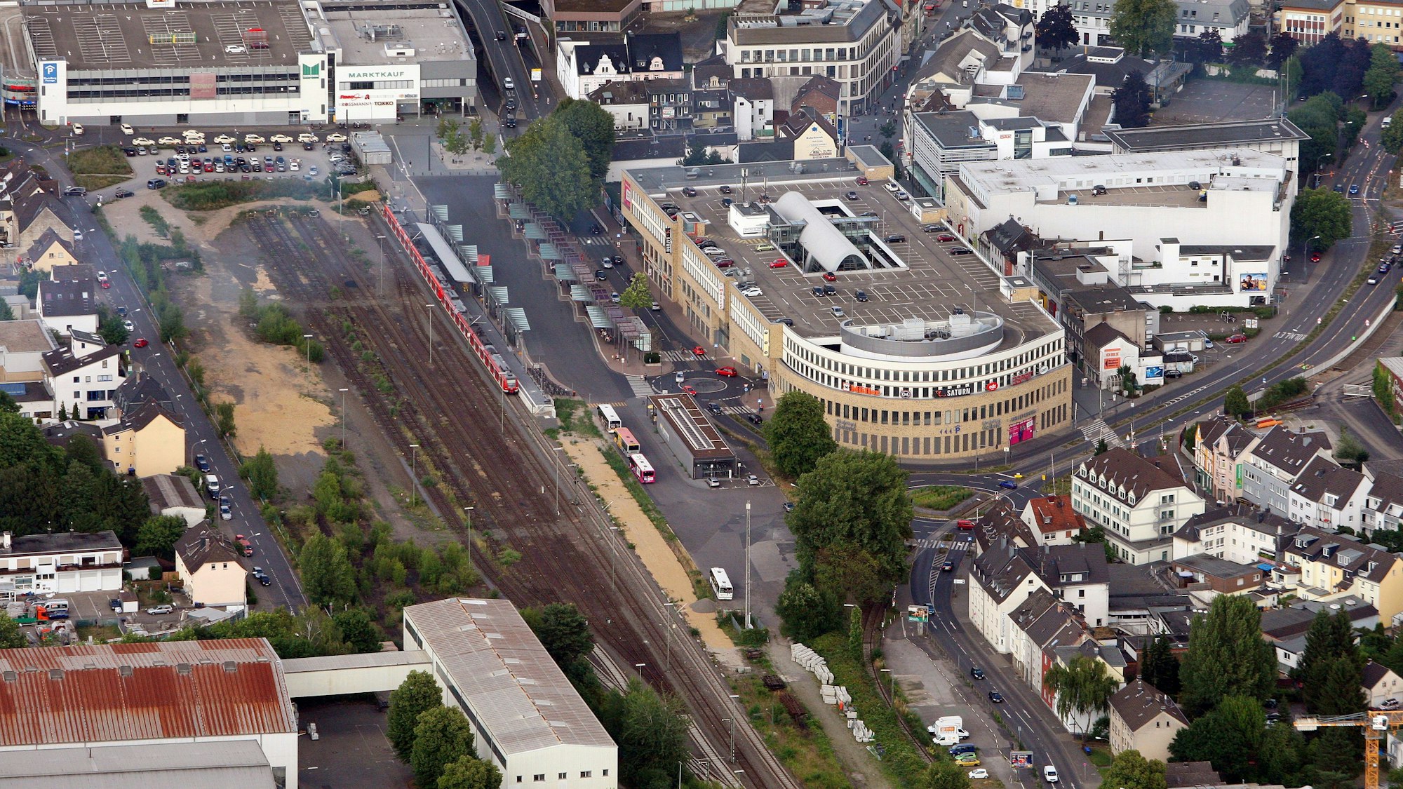 Das Foto zeigt die Stadtmitte von Bergisch Gladbach.