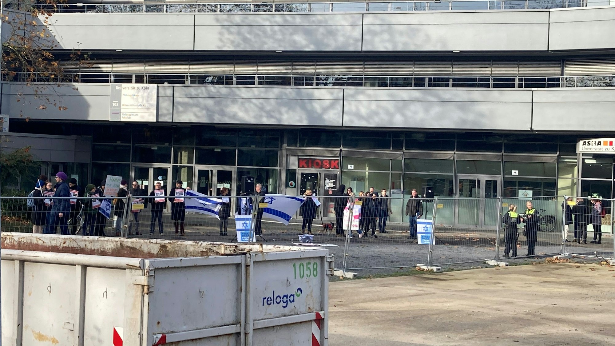 Mahnwache pro Israel vor Uni.