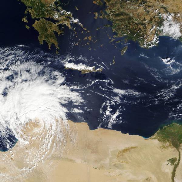 Sturmtief Daniel, das zum Medicane wurde, sorgte im Spätsommer für viele Todesopfer und heftige Schäden im Mittelmeerraum. Insbesondere Libyen wurde mit voller Wucht getroffen. Nun droht erneut ein Wirbelsturm im Mittelmeer. (Archivbild)
